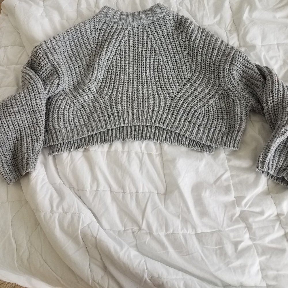 Cropped Grey Cable Knit Sweatshirt
